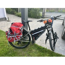 На Titan-Rapid MTB треугольная рамная сумка "ПАРУС"