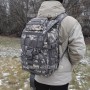 тактический рюкзак Mr. Martin 5035 АКУПАТ (серый пиксель) (на человеке вид с правого бока сзади)