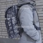 тактический рюкзак Mr. Martin 5071 АКУПАТ (серый пиксель) (на человеке вид с правого бока)