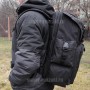 тактический рюкзак Mr. Martin 5071 черный (на человеке вид с левого бока)